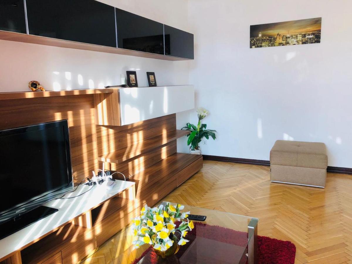 Amazing View Of Maydan! Apartment Киев Екстериор снимка