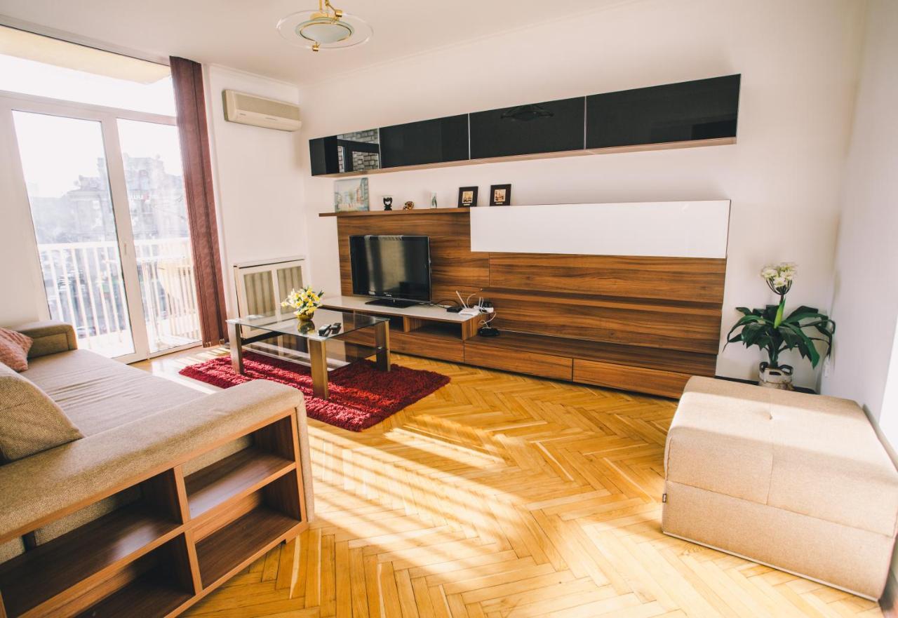 Amazing View Of Maydan! Apartment Киев Екстериор снимка
