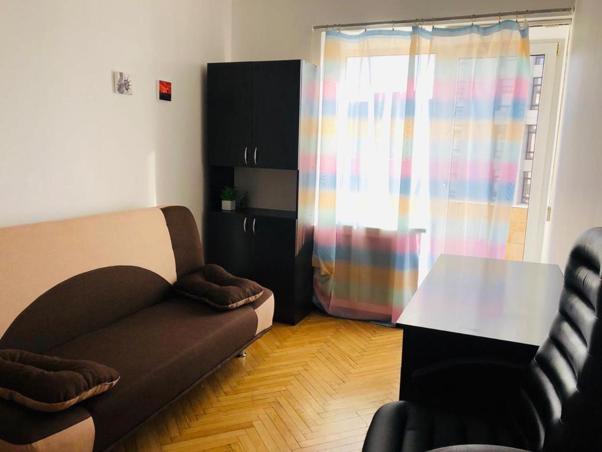 Amazing View Of Maydan! Apartment Киев Екстериор снимка