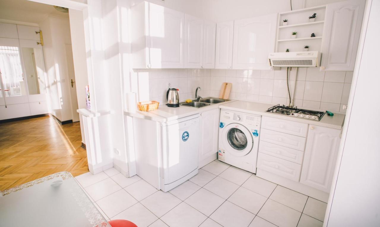 Amazing View Of Maydan! Apartment Киев Екстериор снимка